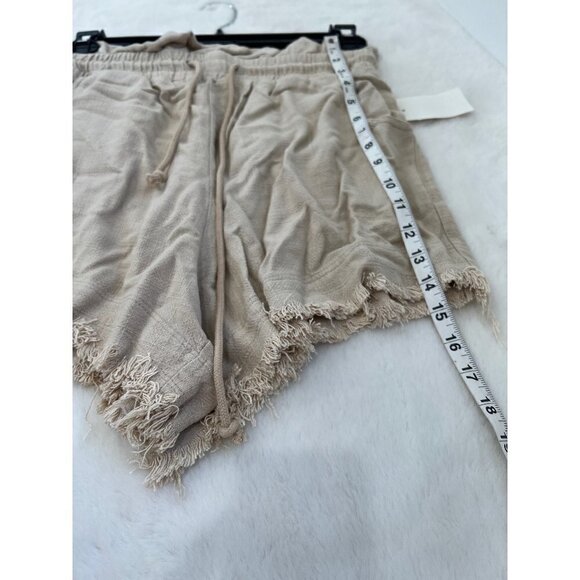 NWT BLANKNYC Size M AWAY FROM HERE SHORT  beige color MSRP $68 - Picture 5 of 11